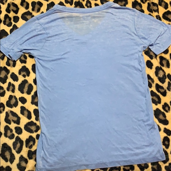 Women’s sky blue v-neck - Picture 3 of 3